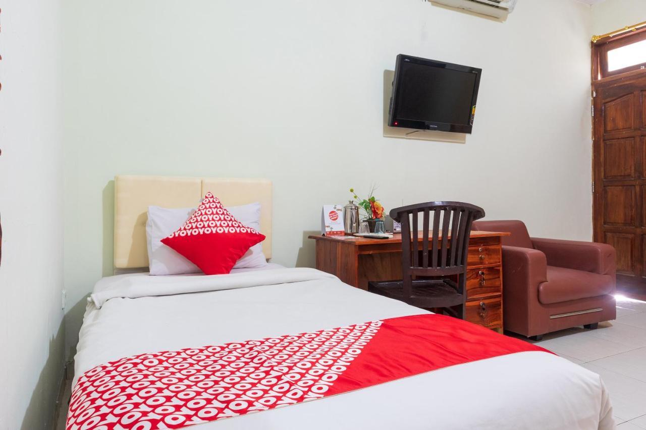 โอโย 1682 กรีเนีย โฮเต็ล Hotel กูปัง ภายนอก รูปภาพ